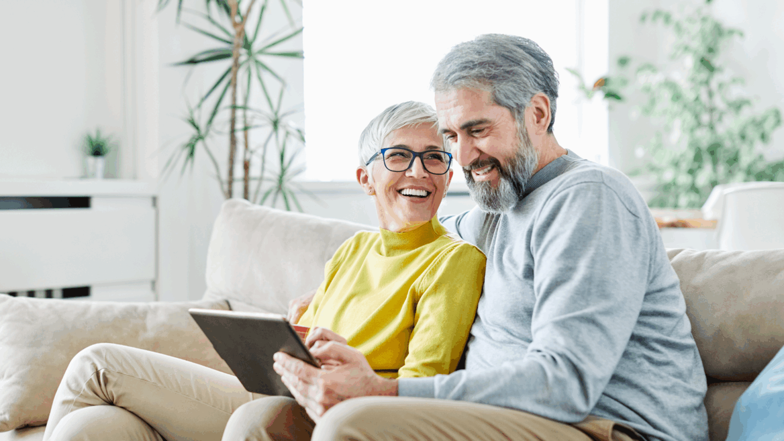 Dental Crowns and Bridges: Which One Is Right for You?